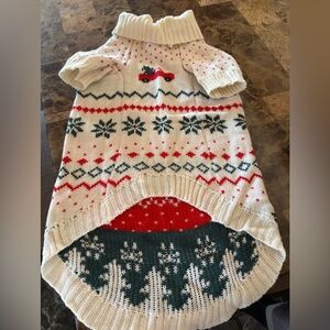 Heart To Tail Festive Knit Dog Sweater with Snowflake Design. Stretchy. Size L